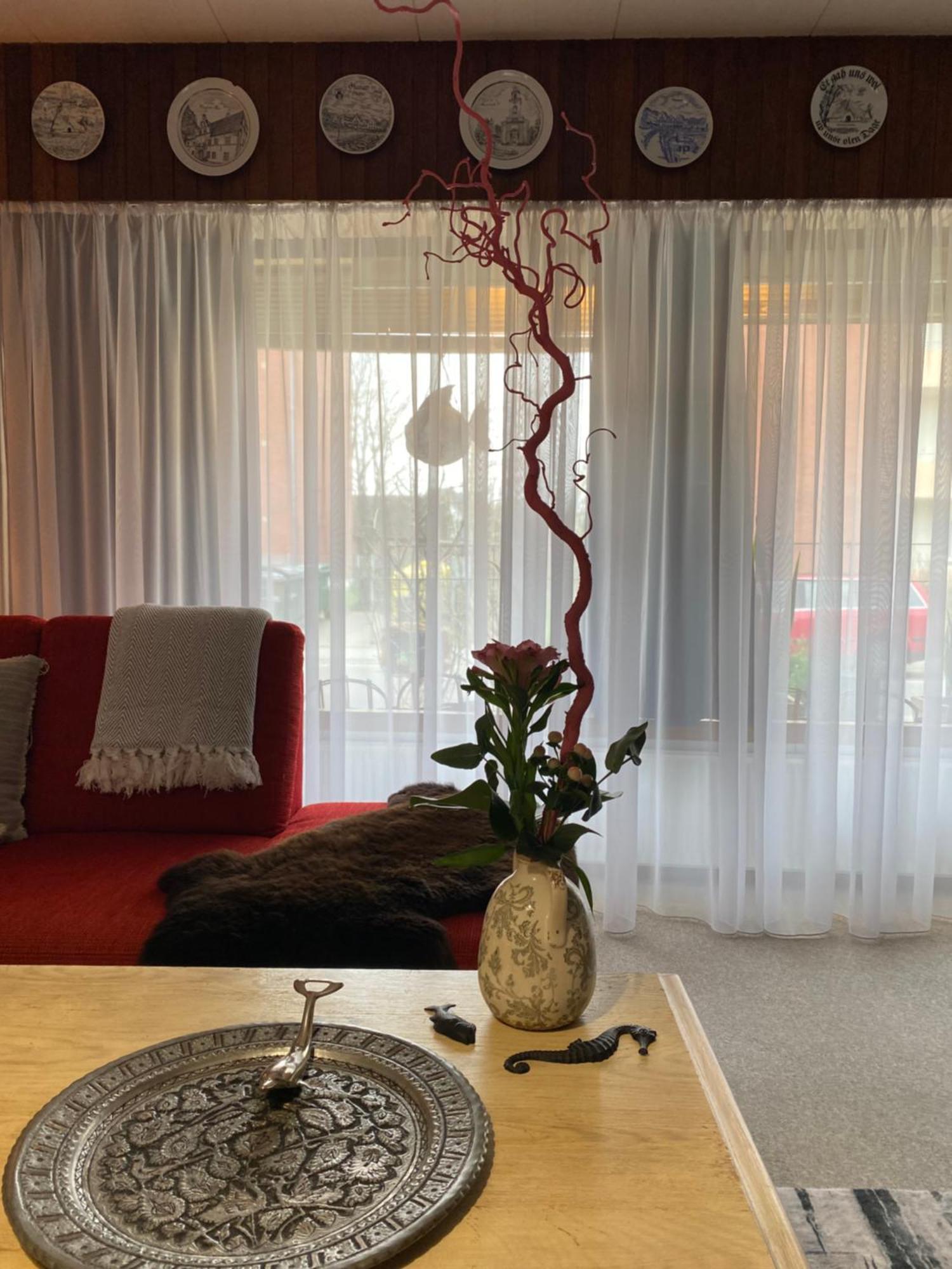 Privartzimmer 'Ausfahrt Freihalten' Husum  Esterno foto