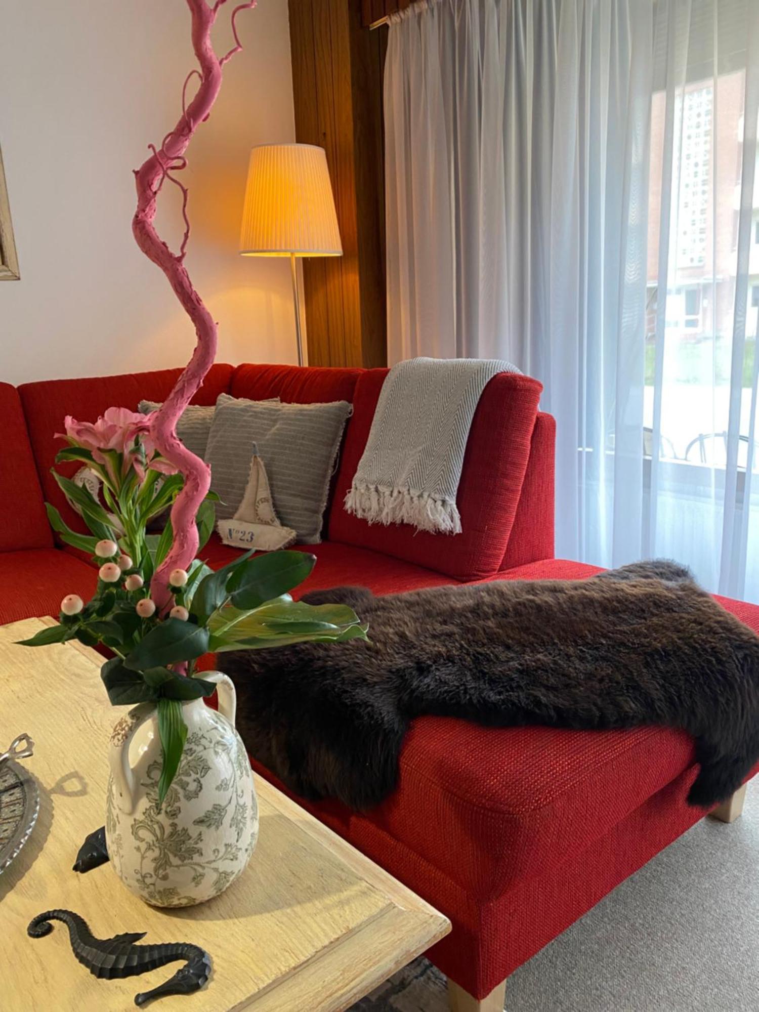 Privartzimmer 'Ausfahrt Freihalten' Husum  Esterno foto