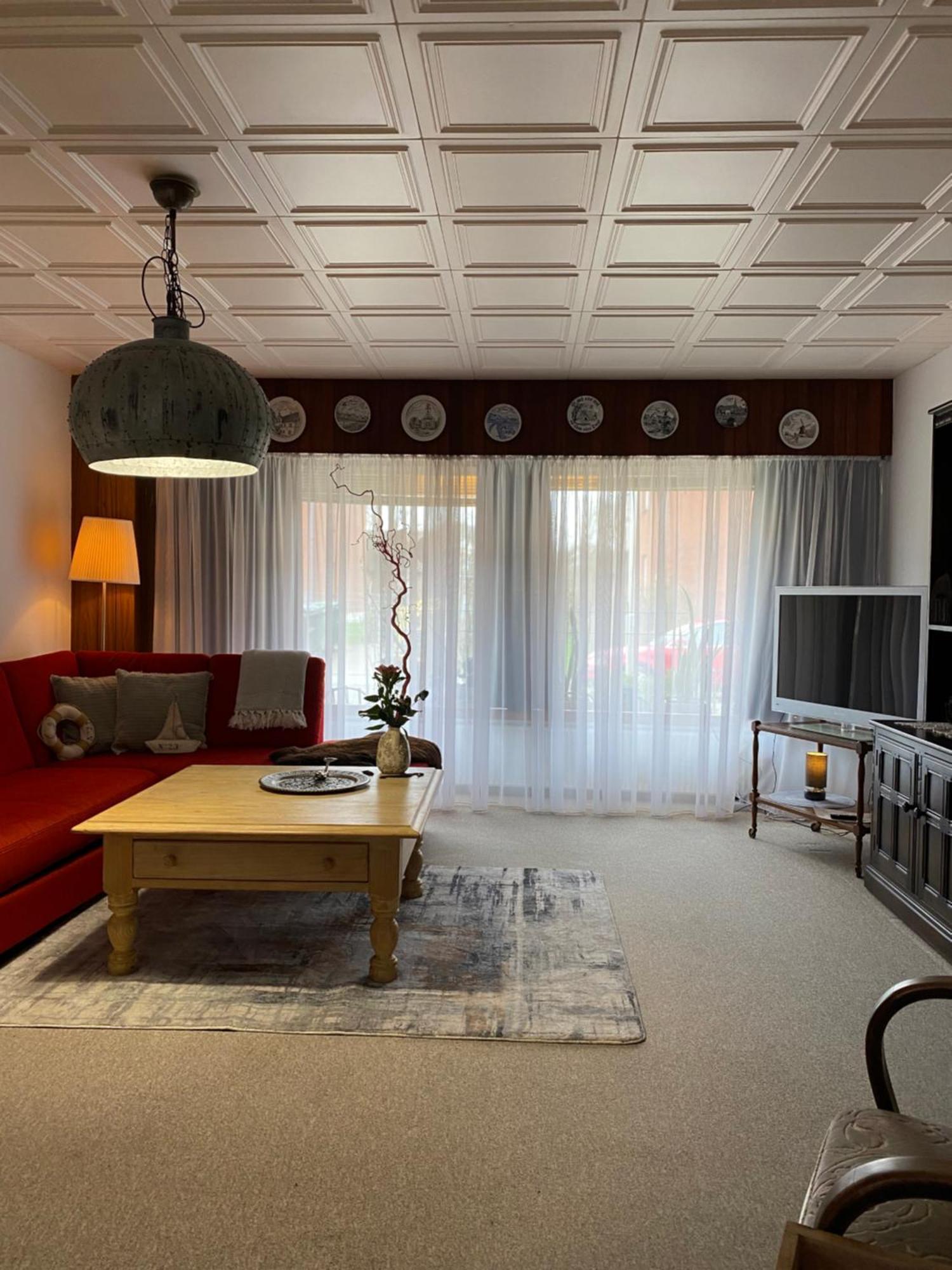 Privartzimmer 'Ausfahrt Freihalten' Husum  Esterno foto